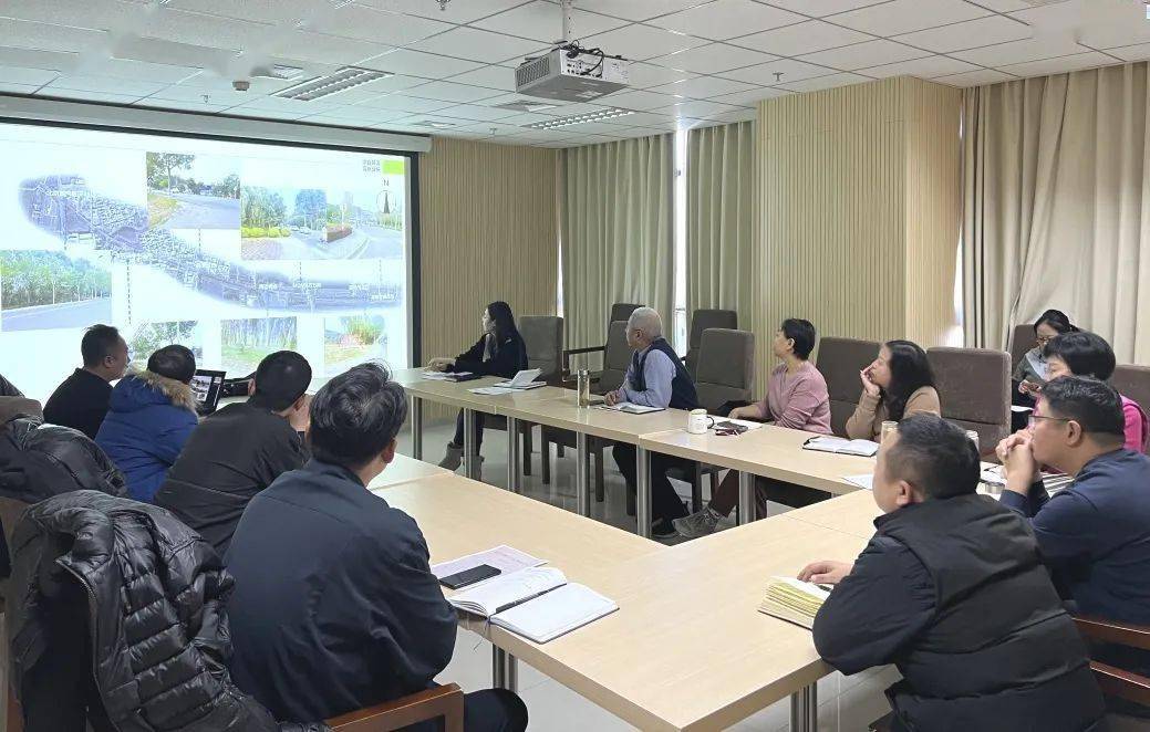 区园林绿化局构制召开高丽营镇顺沙道（中闭村顺义园周边）归纳料理及配完美体育官网套晋升工程项目实行计划审核会(图2)